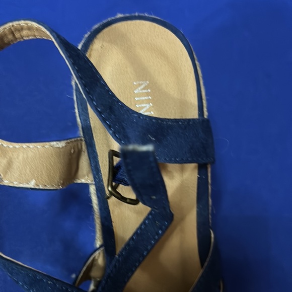Nine West Navy Espadrille Wedges Size 5 - Picture 7 of 8